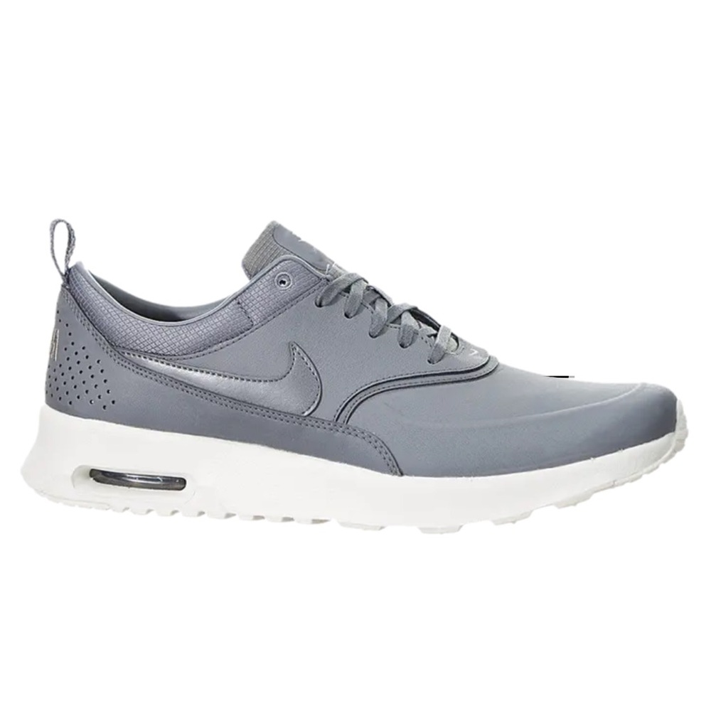 Nike Women’s Charcoal Gray Sneakers